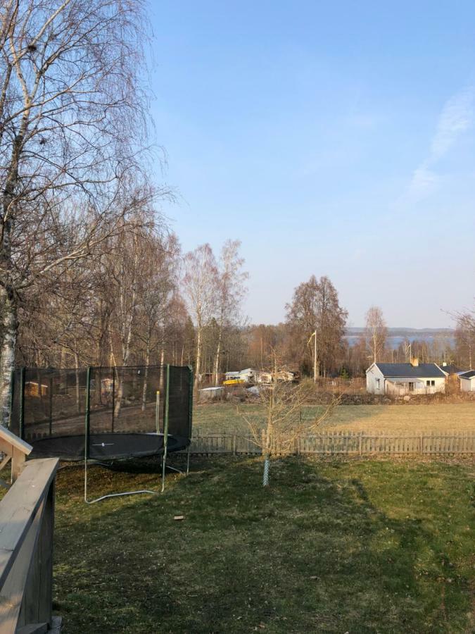 Luxury Villa by lake welcome you Hjo Exterior foto